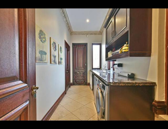 3 BEDROOM CLUSTER FOR SALE IN MORNINGSIDE